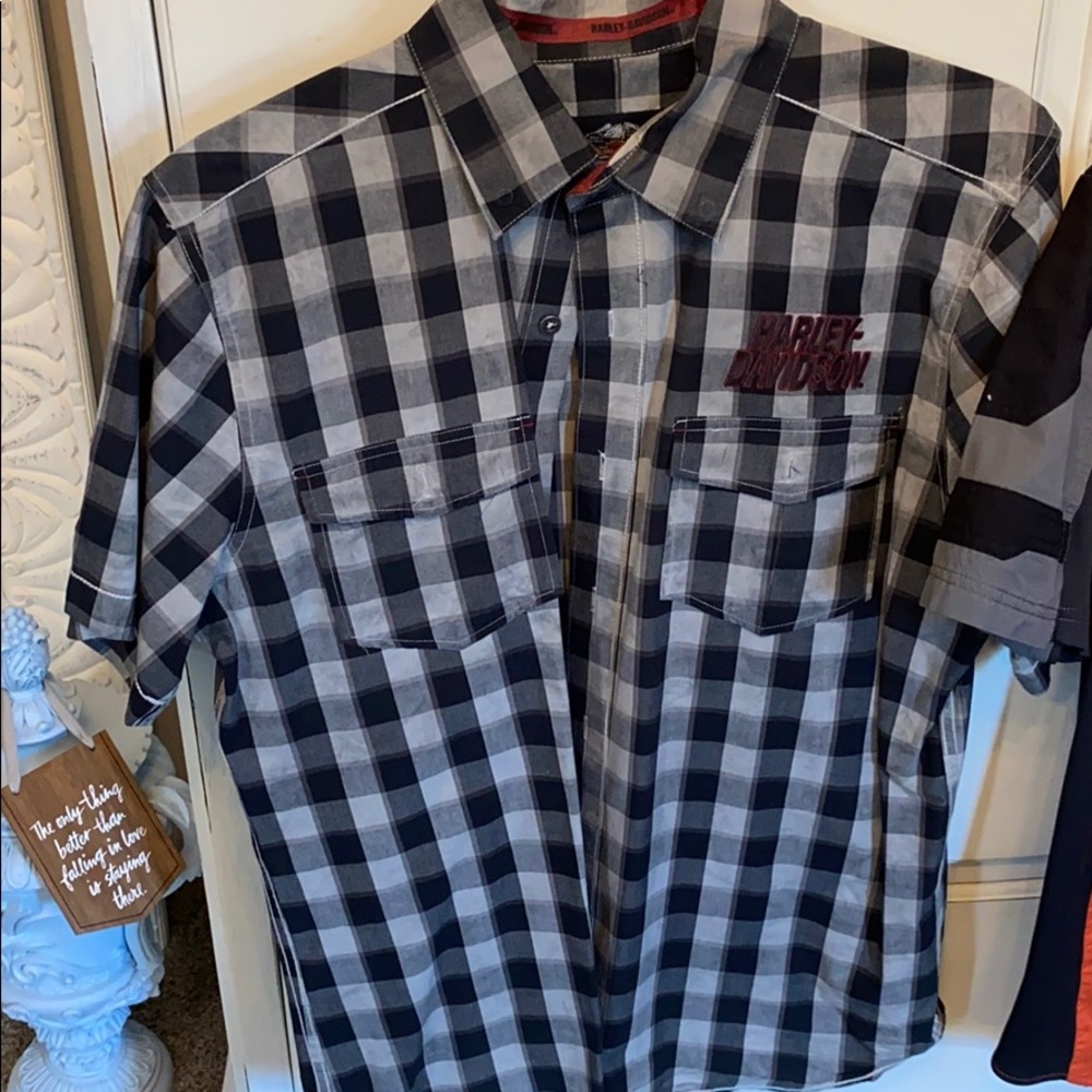 Men’s Button down Harley Davidson shirt lot